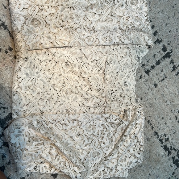 Beach cover ups - Picture 2 of 2